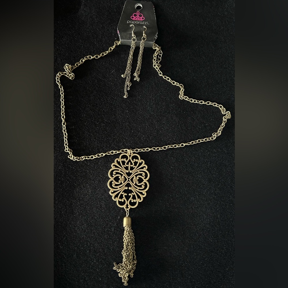 Paparazzi Gold Filigree Tassel Necklace Set